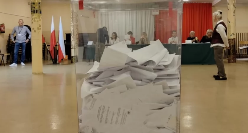 Na zdjęciu lokal wyborczy