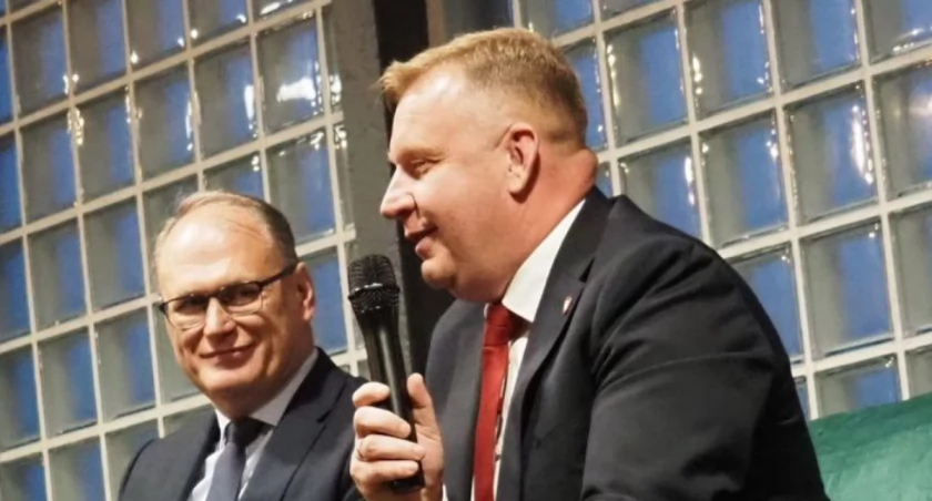 Na zdjęciu prezydent Jarosław Ferenc i Łukasz Więcek