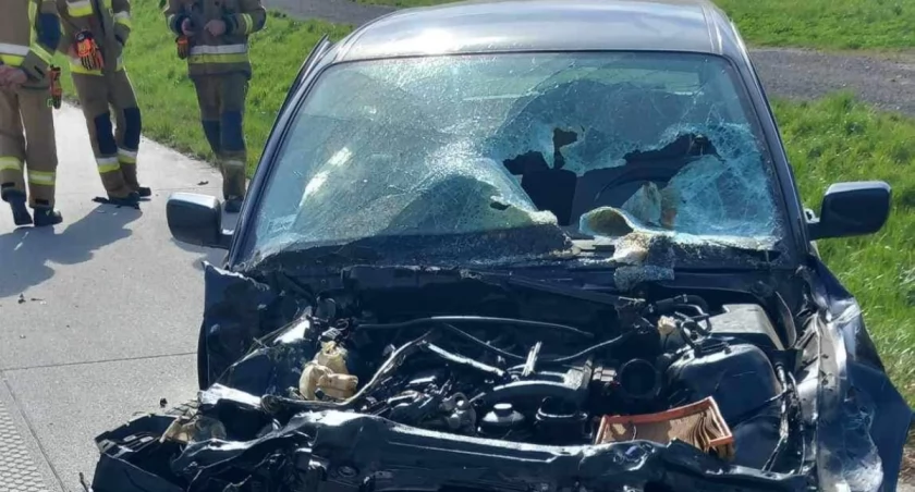 Na zdjęciu samochód, który brał udział w zdarzeniu, fot. OSP Kamieńsk