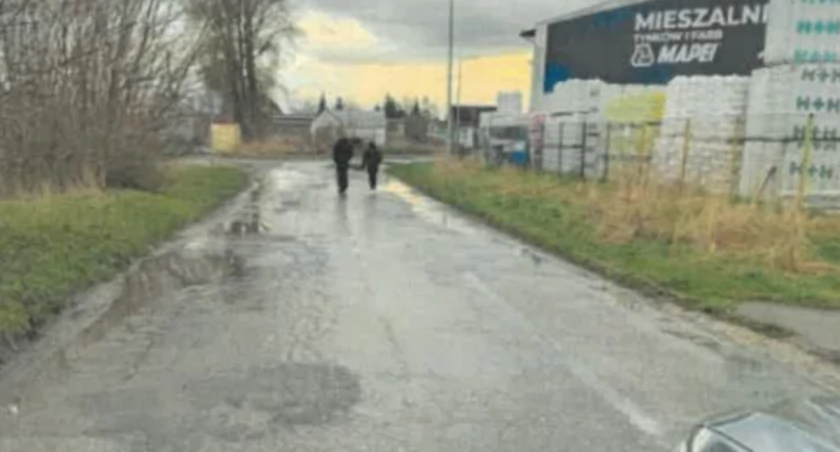 Na zdjęciu jedna z dołączonych do pisma fotografii