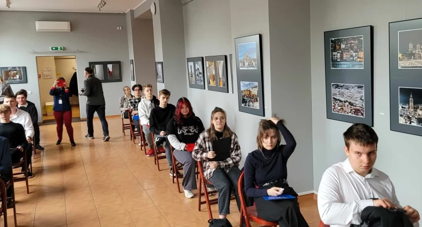 Na zdjęciu uczestnicy konkursu