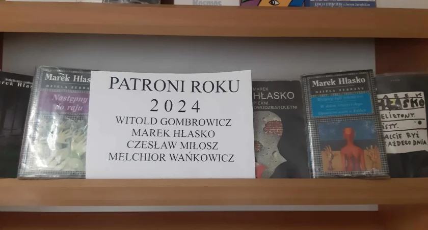 Na zdjęciu wystawa Filii nr 2 MBP w Radomsku