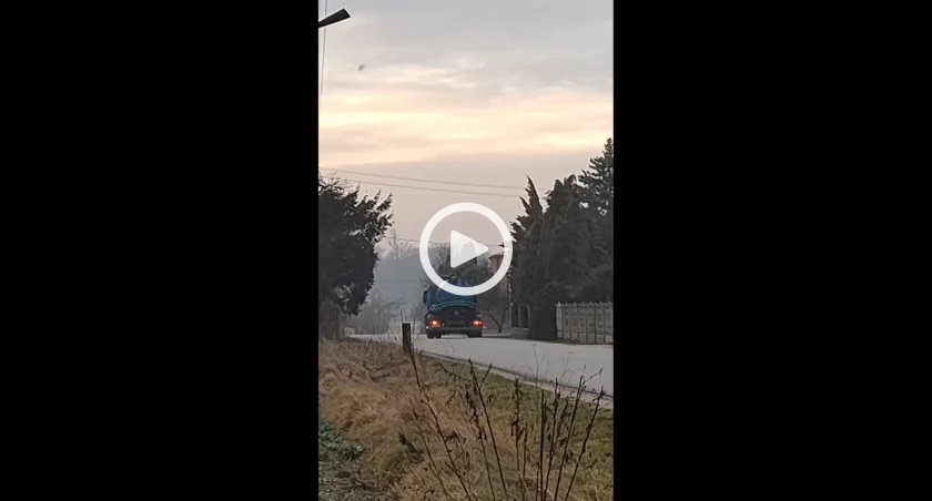 Na zdjęciu: Zrzut ekranu z nagrania, które jest dowodem