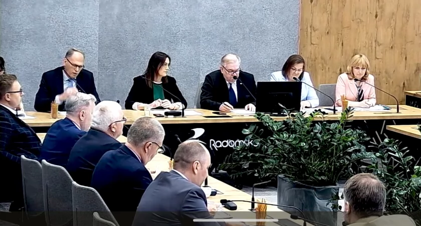 Na zdjęciu transmisja ostatniej sesji