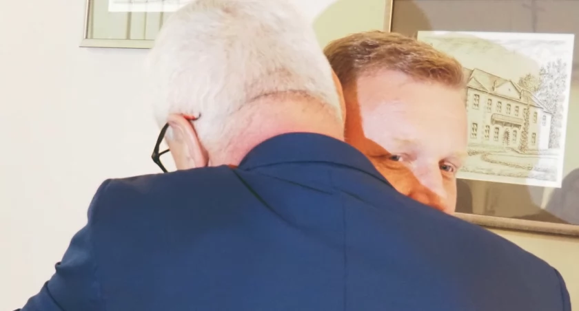 Na zdjęciu nowy starosta Łukasz Więcek i członek zarządu Wojciech Ślusarczyk
