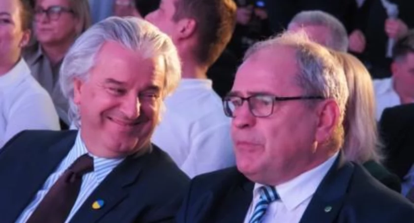 Na zdjęciu: Cezary Grabarczyk na konwencji wyborczej Łukasza Więcka  w Radomsku, marzec 2024