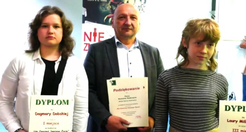 Na zdjęciu uczestnicy konkursu, fot. Facebook/Gmina Radomsko 