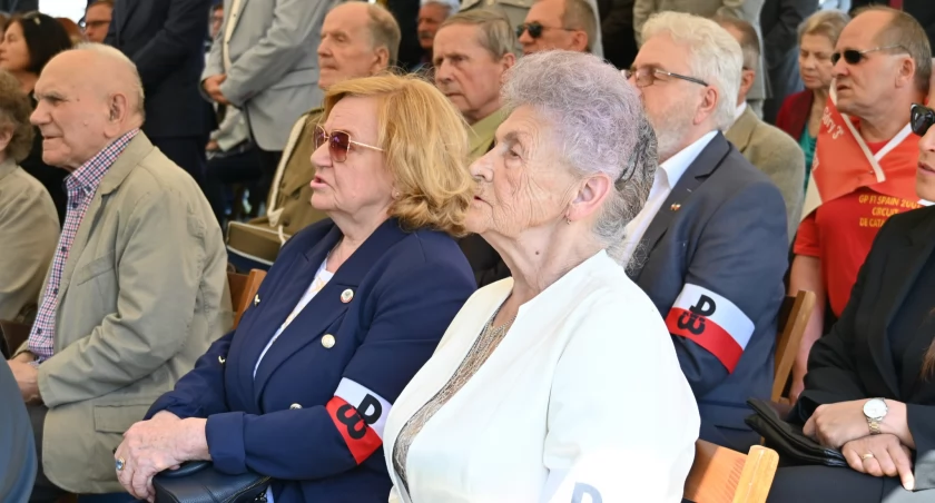 Na zdjęciu uczestnicy uroczystości