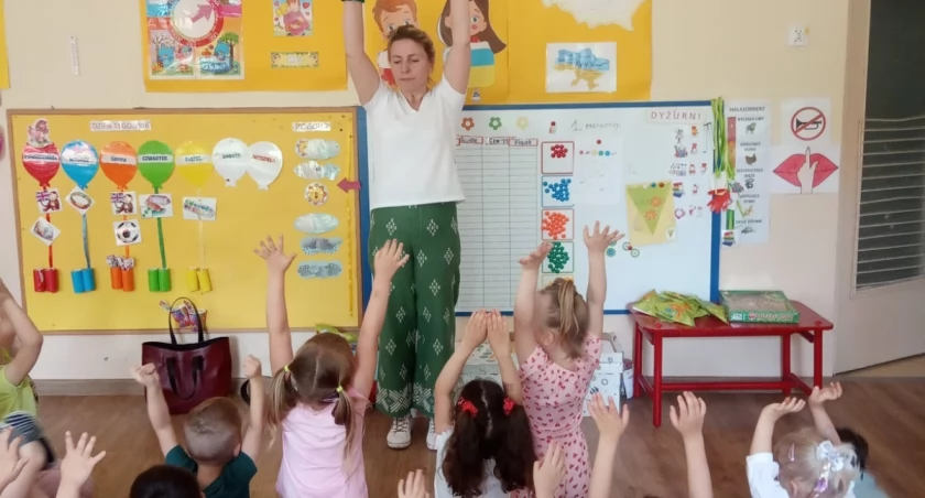 Na zdjęciu zajęcia w przedszkolu
