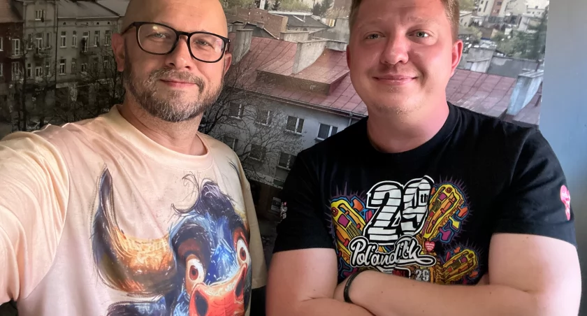 Na zdjęciu Andrzej Andrysiak z Gazety Radomszczańskiej i Paweł Aulich ze Spor Radomsko
