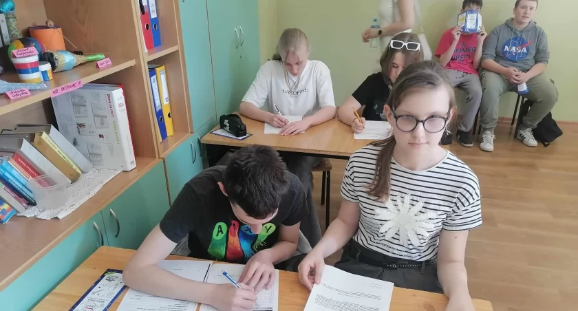 Na zdjęciu uczniowie, którzy wzięli udział w zajęciach