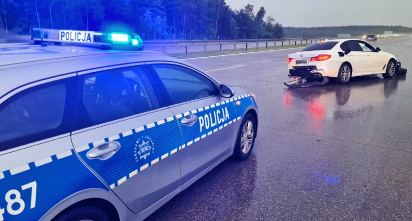 Na zdjęciu audi, które prowadził 21-latek, fot. KPP Radomsko