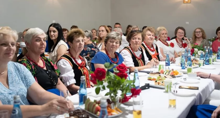 Na zdjęciu członkinie Koła Gospodyń Wiejskich, fot Facebook/Koło Gospodyń Wiejskich Myśliwczów  