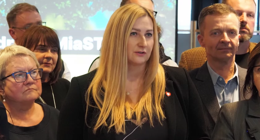 Na zdjęciu: Magdalena Spólnicka w trakcie samorządowej kampanii wyborczej