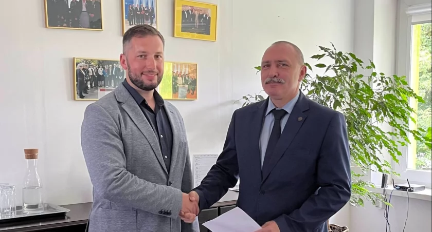 Na zdjęciu: Łukasz Myga i Andrzej Barszcz, fot. Facebook/MOPS Radomsko