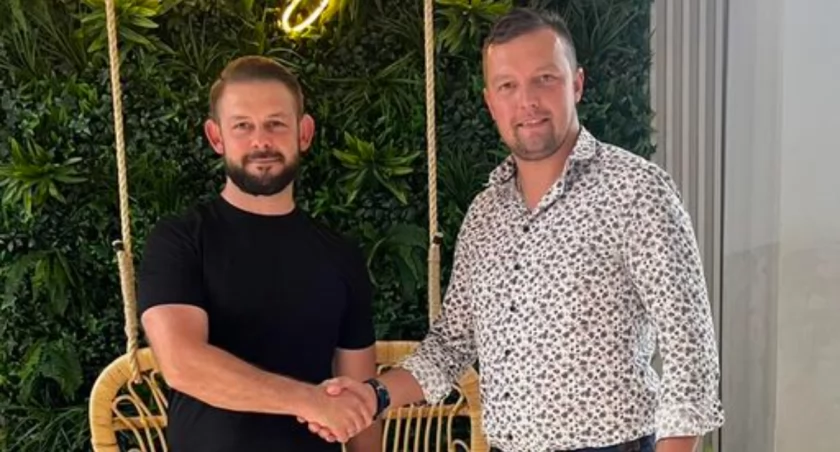 Na zdjęciu: Trener Paweł Ściebura i prezes RKS-u Łukasz Dryja, fot. Facebook/RKS Radomsko