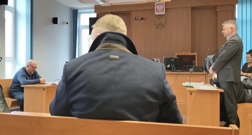 Na zdjęciu: Z lewej Tomasz Tyl, z prawej prezes Zbigniew Rybczyński podczas jednej z rozpraw