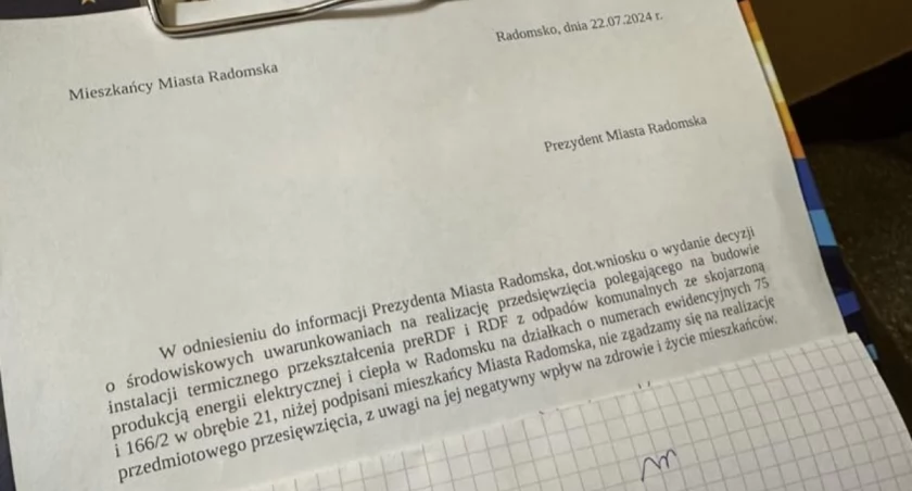 Na zdjęciu petycja