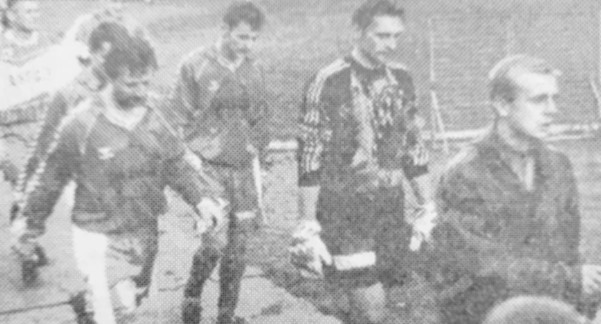 Na zdjęciu: Leszek Iwanicki pierwszy od lewej po jedym z meczy w Radomsku (wrzesień 1995)