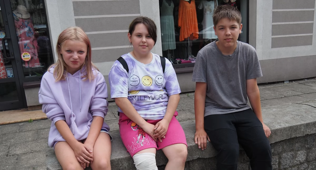 Na zdjęciu Milena, Marysia i Damian