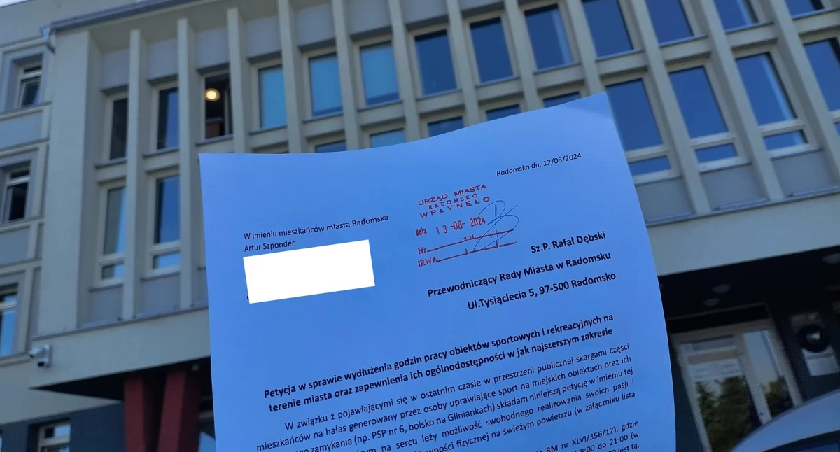 Obywatele, mieszkańców obiekty sportowe rekreacyjne były czynne dłużej Petycja złożona - zdjęcie, fotografia