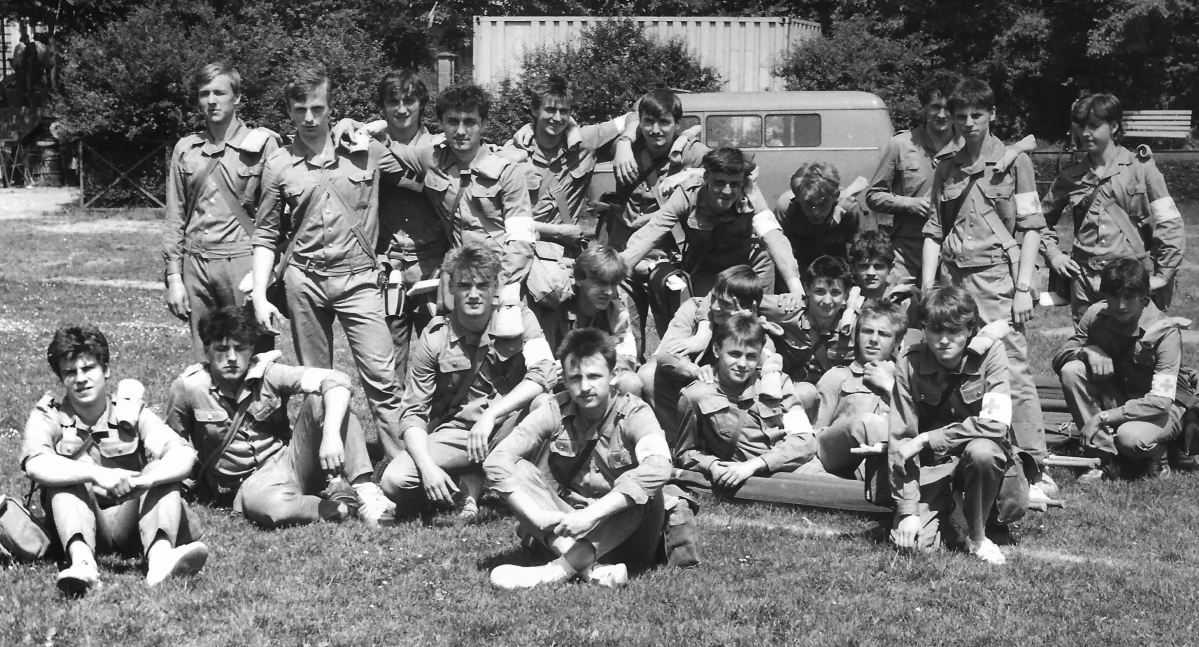 Na zdjęciu drużyna podczas zawodów sanitarnych, Radomsko, lata. 80., Fot, Jacek Kaszyński