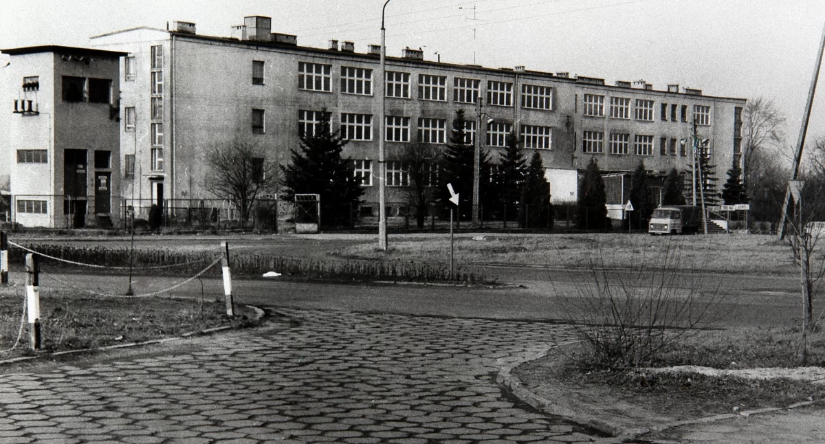 Na zdjęciu I Liceum, Radomsko. lata 80., fot. Jacek Kaszyński