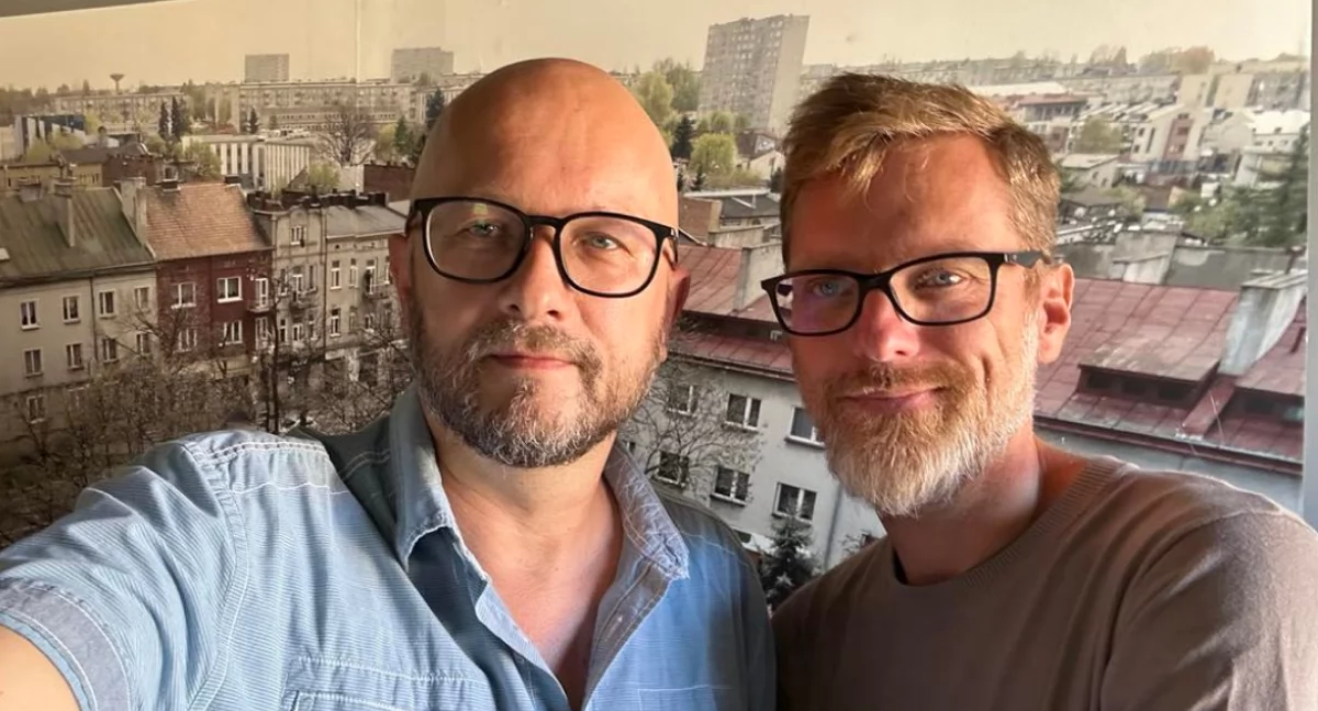 Na zdjęciu prowadzący podcast Andrzej Andrysiak i Janusz Kucharski