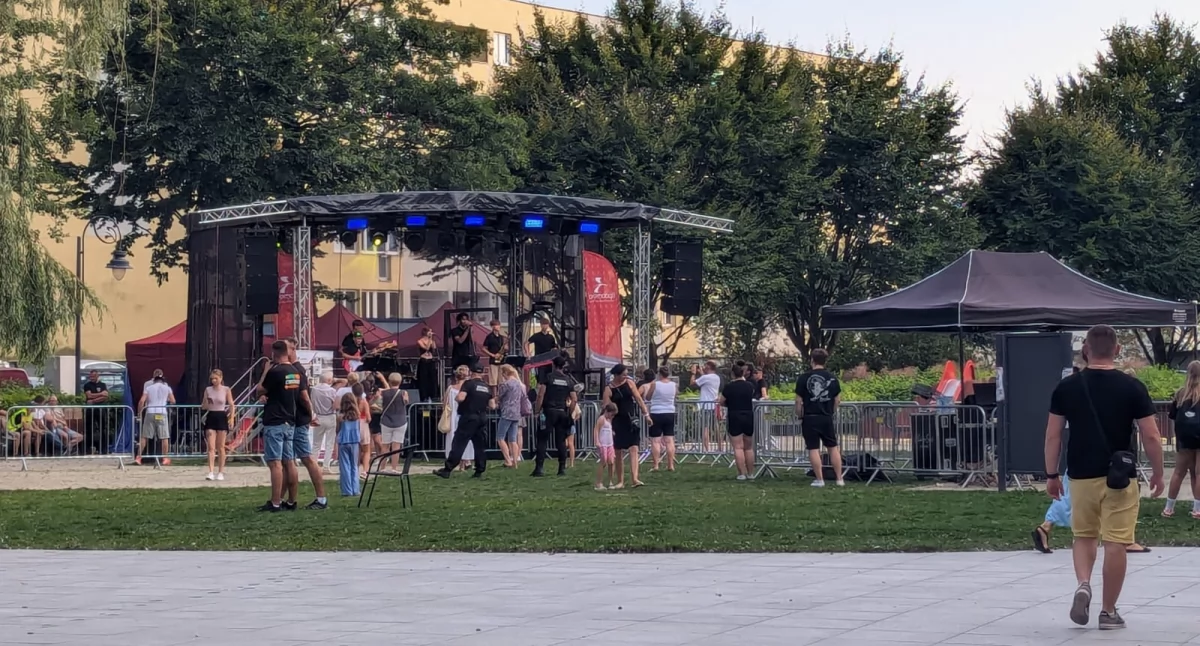 Na zdjęciu: Impreza w parku, fot. Facebook/MDK Radomsko