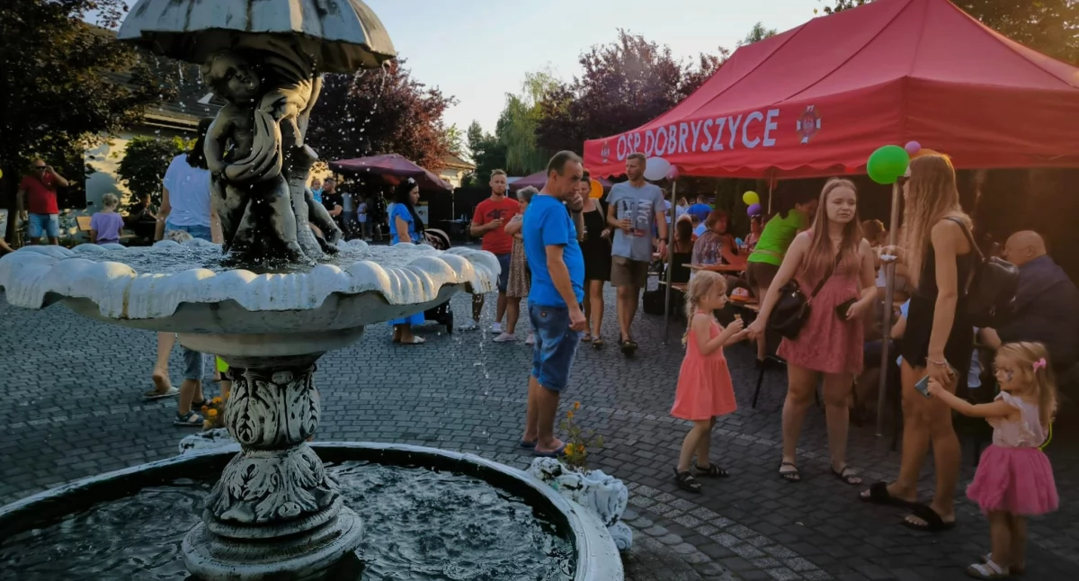 Na zdjęciu uczestnicy spotkania fot. Facebook/Powiat Radomszczański