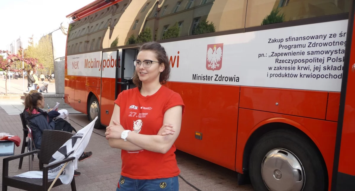 Na zdjęciu: Mobilny punkt pobrań RCKiK w akcji, fot. Facebook/RCKiK Łódź