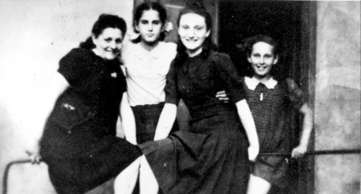 Na zdjęciu: Od prawej Henia Bildac, Esther Wilhelm, Godia Wilhelm i Gionia Wilhelm
