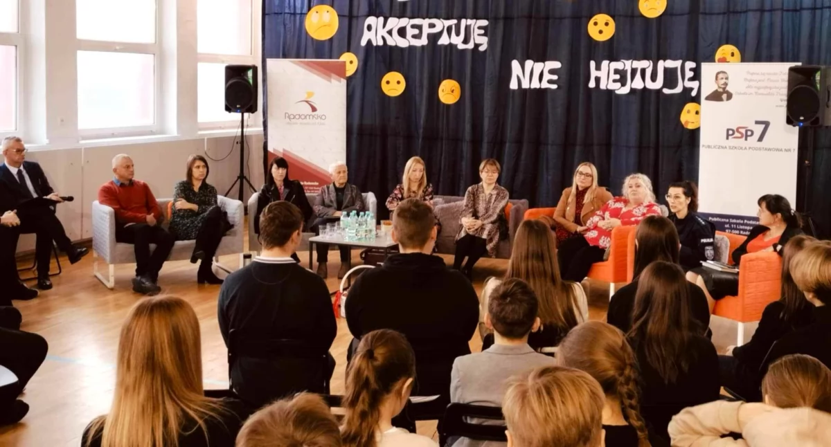 Na zdjęciu: Uczestnicy debaty, fot. Facebook/UM Radomsko