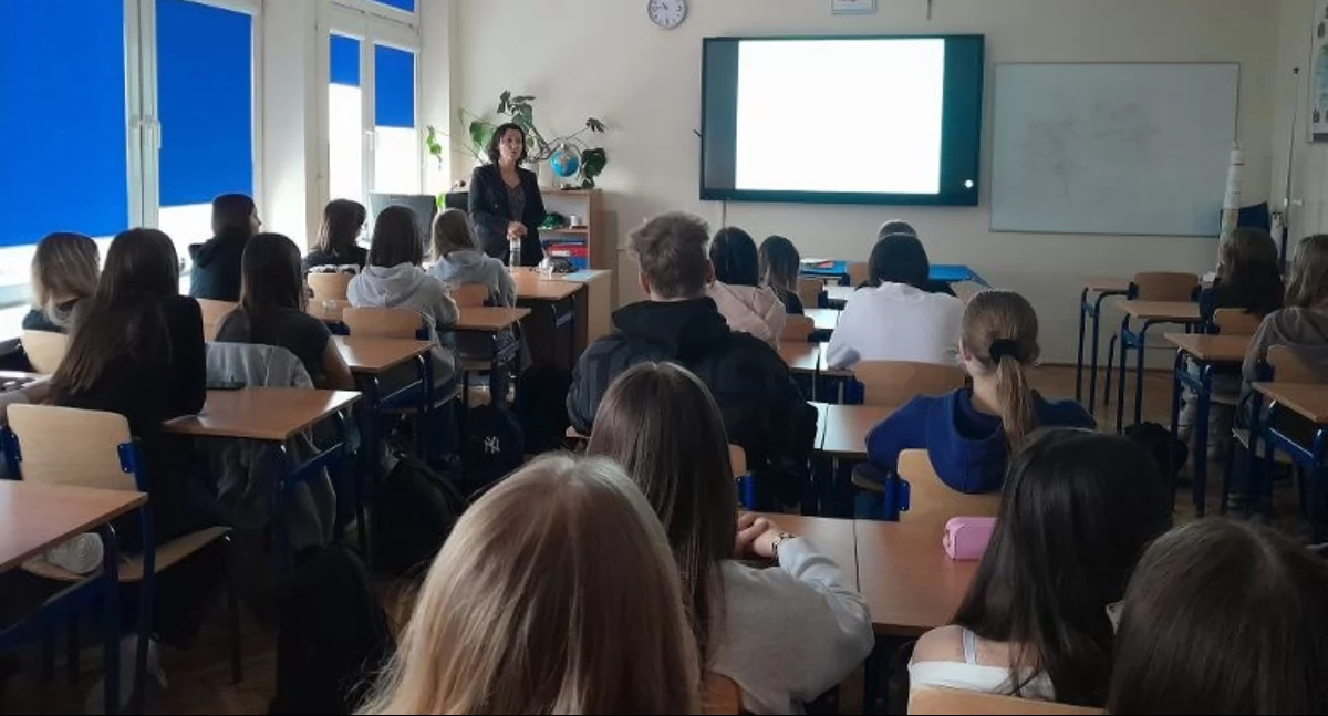 Na zdjęciu: Uczestnicy prelekcji, fot. Facebook/I LO w Radomsku