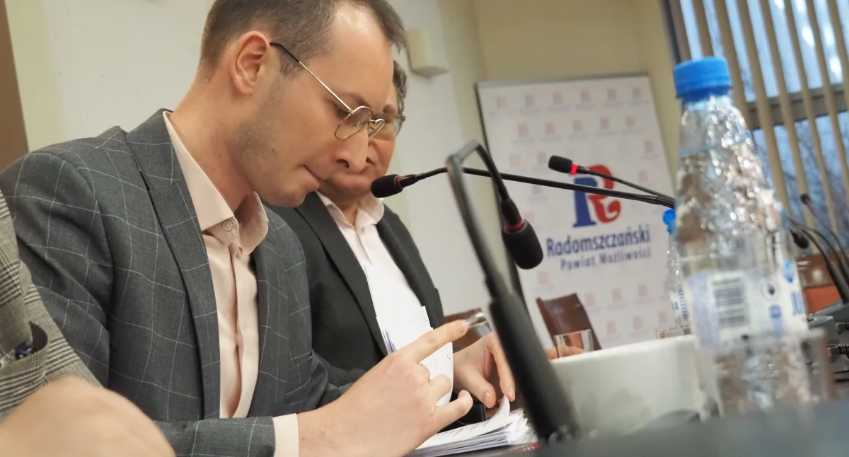 Na zdjęciu: Radny Kamil Gniatkowski
