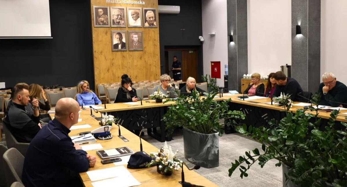 Na zdjęciu: Pierwsze spotkanie komitetu, fot. Facebook/UM Radomsko