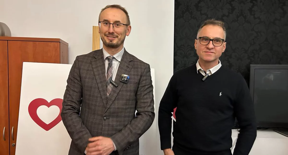 Na zdjęciu: Michał Spólnicki (pierwszy z lewej) i Rafał Dębski mówią, że prezydent nie napisał we wniosku do RIO wszystkiego