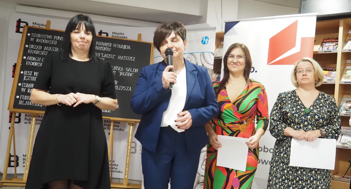 Na zdjęciu: Powitanie uczestników konkursu