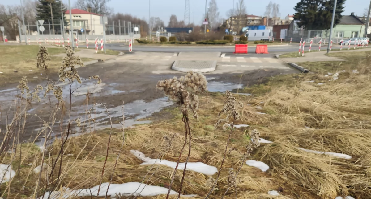 Na zdjęciu: Dziś obwodnica kończy się na ulicy Brzeźnickiej. W końcu ma się to zmienić