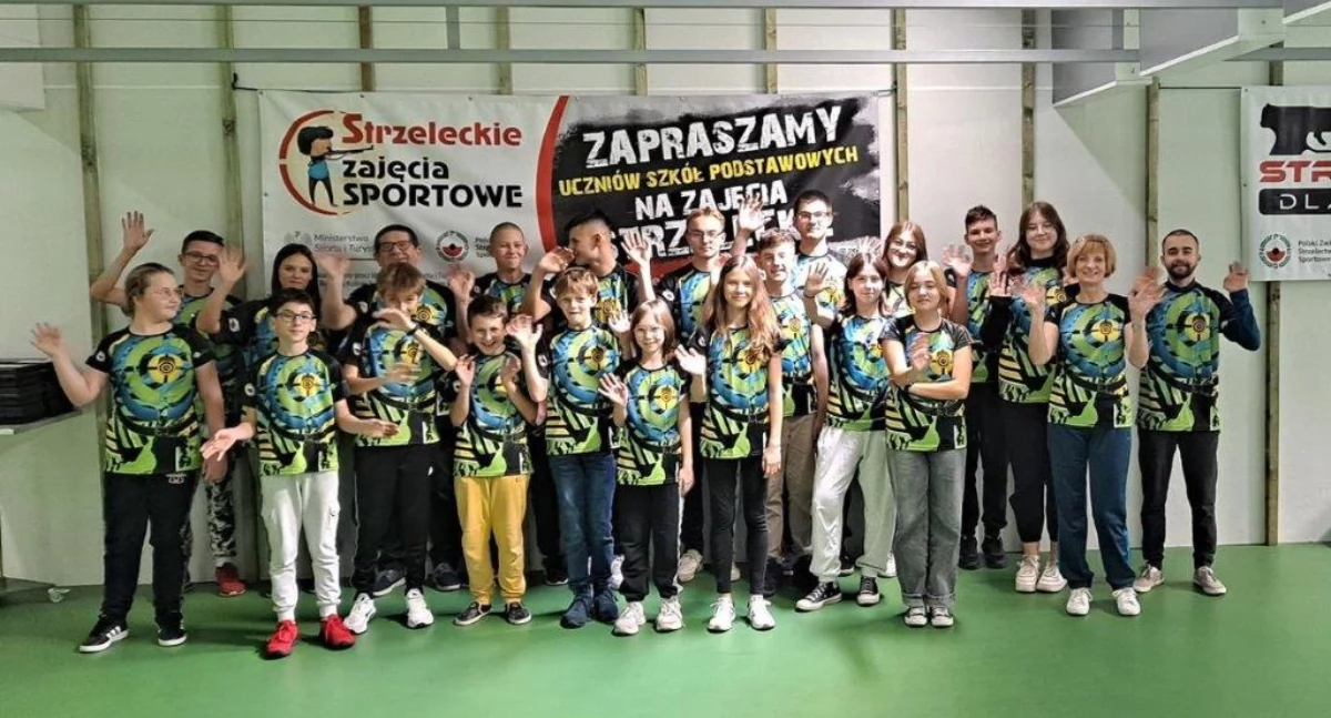 Na zdjęciu: Klubowicze 10-ki Sulmierzyce, fot. Facebook/Okręgowy Klub Strzelectwa Sportowego 