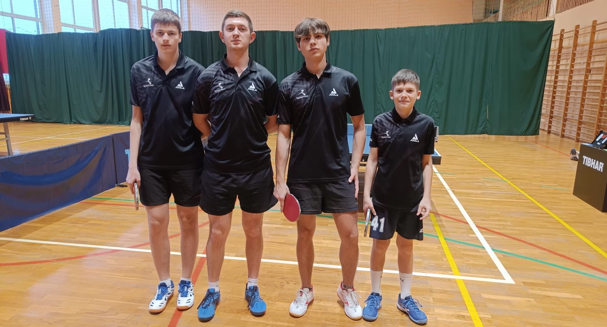 Tenis stołowy, Tenis Awanse tenisistów stołowych turniejach kwalifikacyjnych - zdjęcie, fotografia