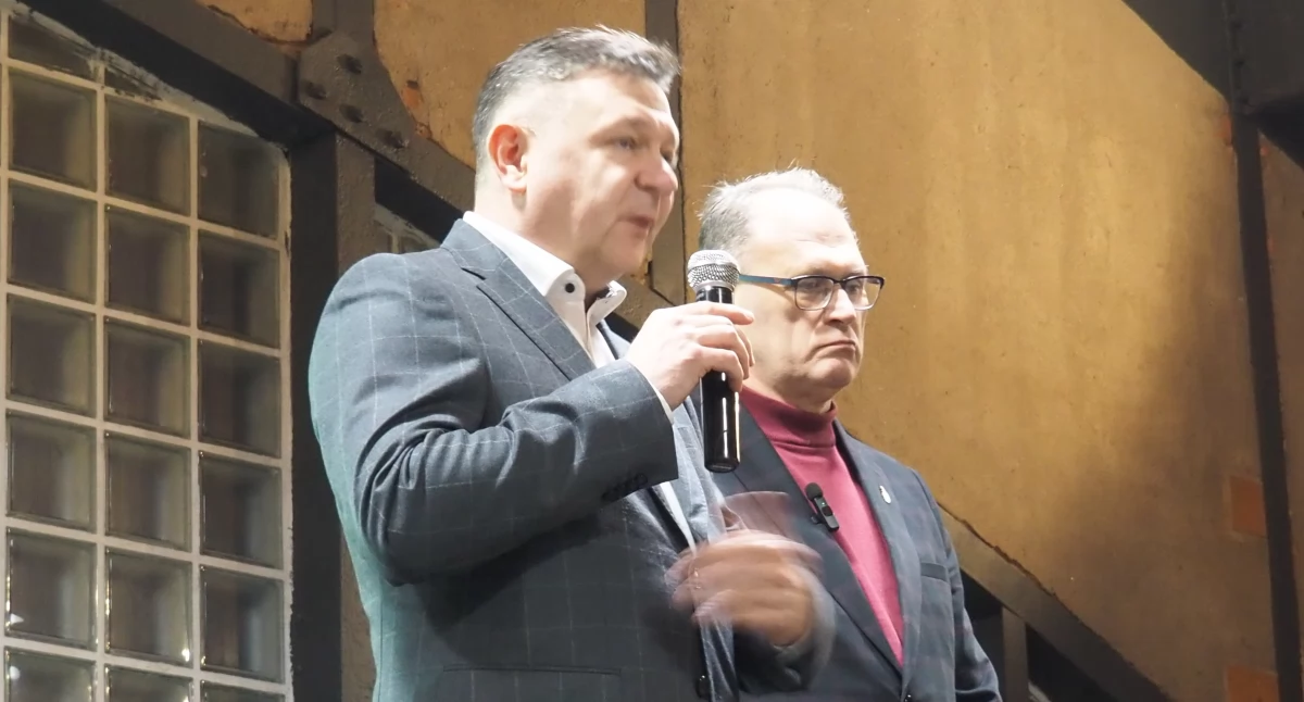 Na zdjęciu: Prezes PGK Zbigniew Rybczyński i prezydent Jarosław Ferenc podczas spotkania w sprawie spalarni