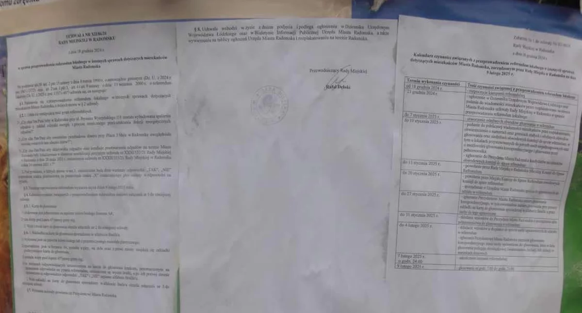 Na zdjęciu: Obwieszczenie o referendum