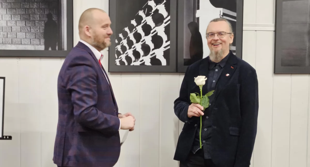 Na zdjęciu: Prezes foto Pozytyw Marcin Kwarta i Jarosław Dumański, fot. Facebook/foto Pozytyw
