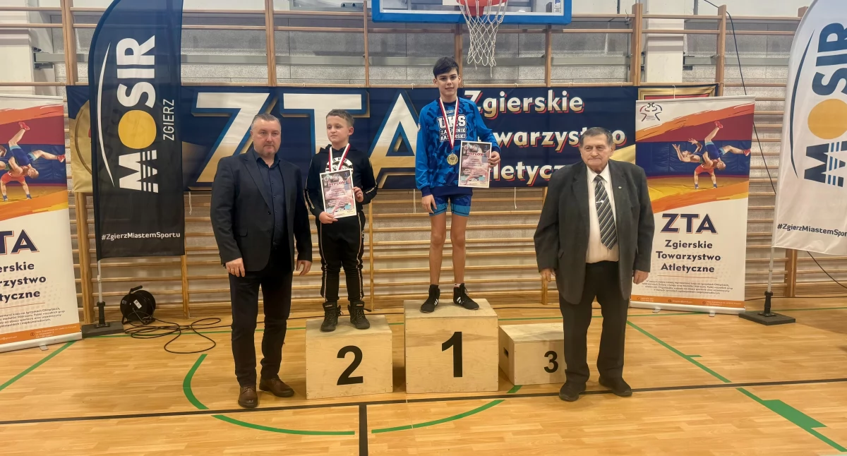Sporty Walki, Mistrzostwa Województwa Łódzkiego Młodzików medale zawodników radomszczańskiego Zapaśnika - zdjęcie, fotografia