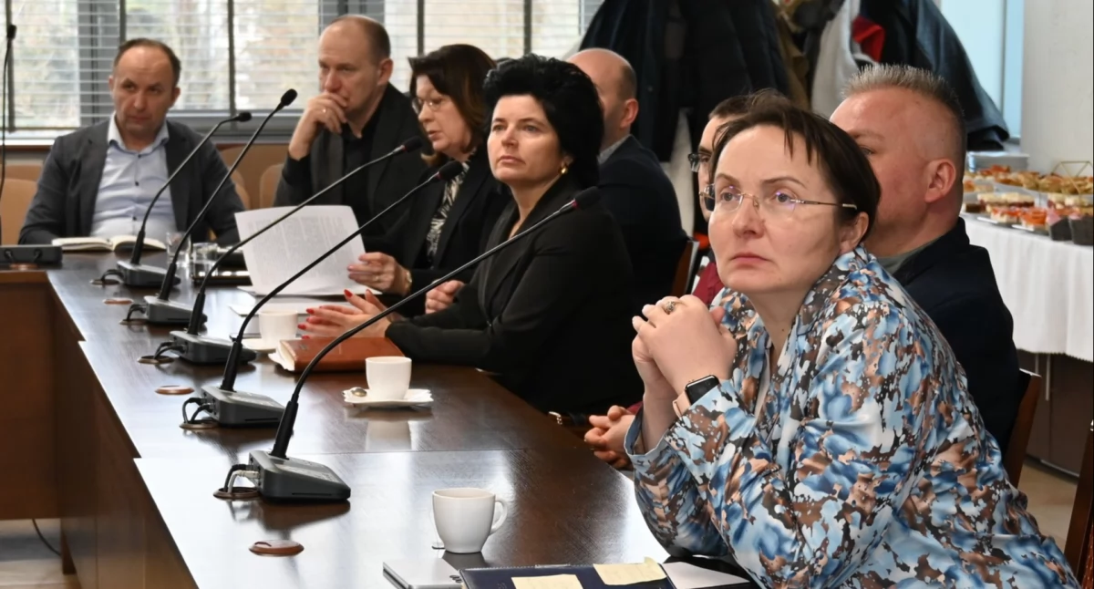 Na zdjęciu: Było dużo o planach, nie było dat, fot. Facebook/Starostwo Powiatowe