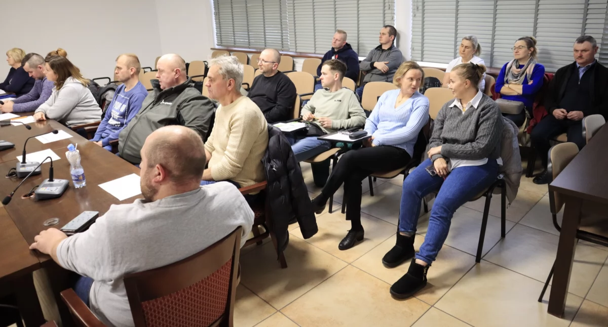 Na zdjęciu: uczestnicy spotkania, fot. Facebook/Powiat Radomszczański