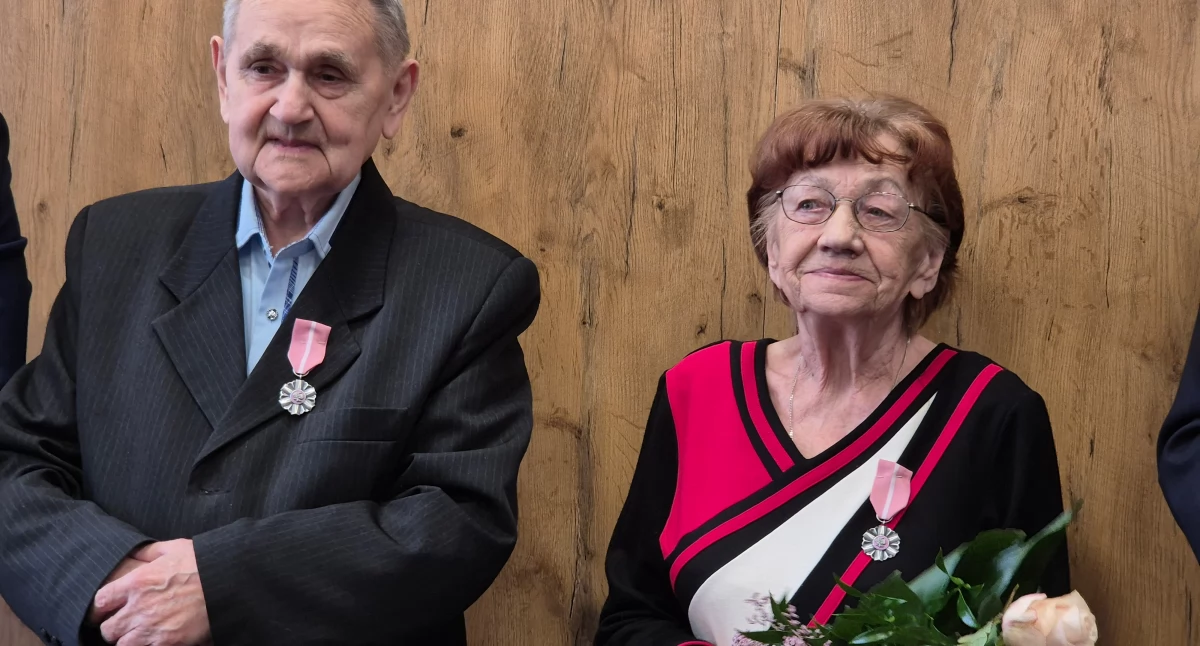 Na zdjęciu Kazimierz i Krystyna Zającowie są małżeństwem już 60 lat 