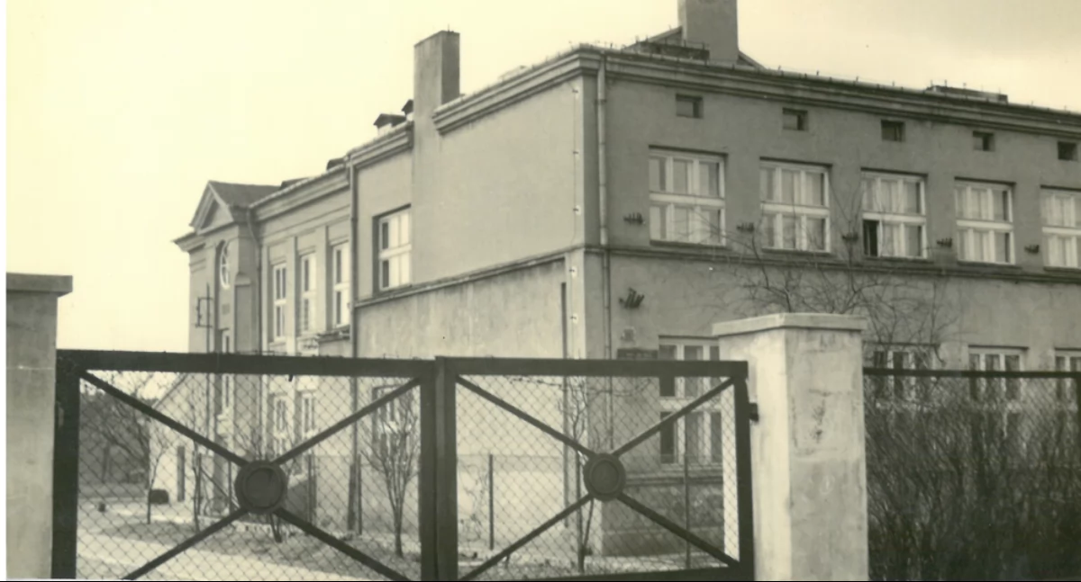 Na zdjęciu: Szpital Zakaźny na ul. Komuny Paryskiej. Zbiory muzeum