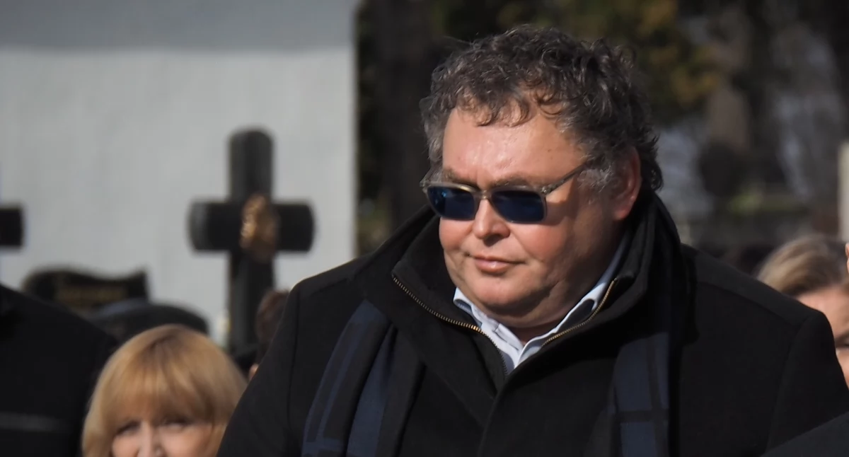 Na zdjęciu: Szymon Zyberyng podczas uroczystości rocznicy śmierci Stanisława Sojczyńskiego na Starym Cmentarzu, luty 2024